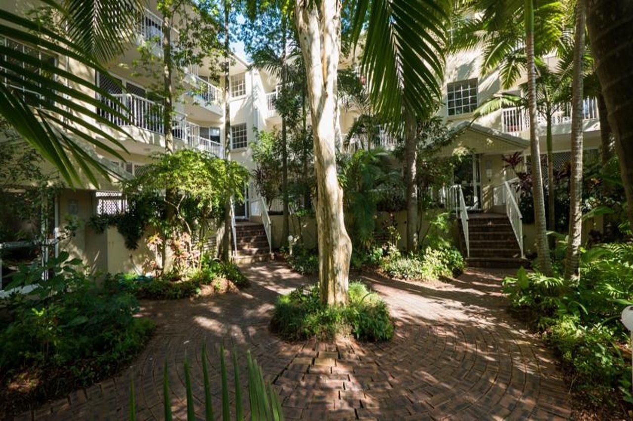 Surfers Tropique Holiday Apartments Gold Coast Bagian luar foto